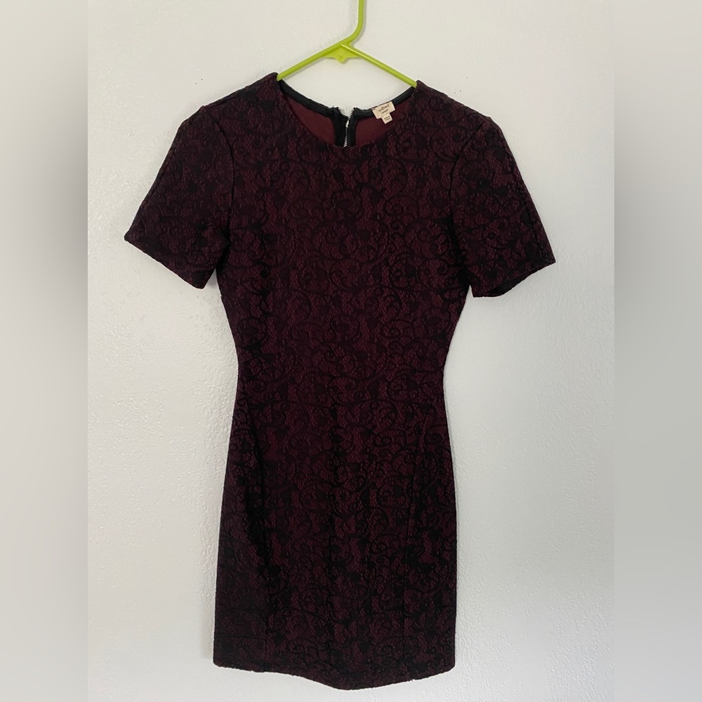 Wilfred Short-sleeved Mini Dress